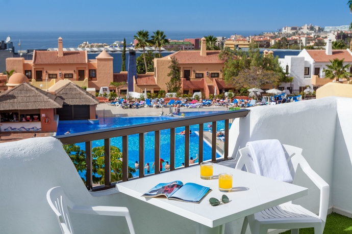 Hotel Dream Villa Tagoro