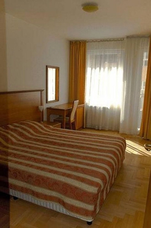 Hotel Dunav Apartment House