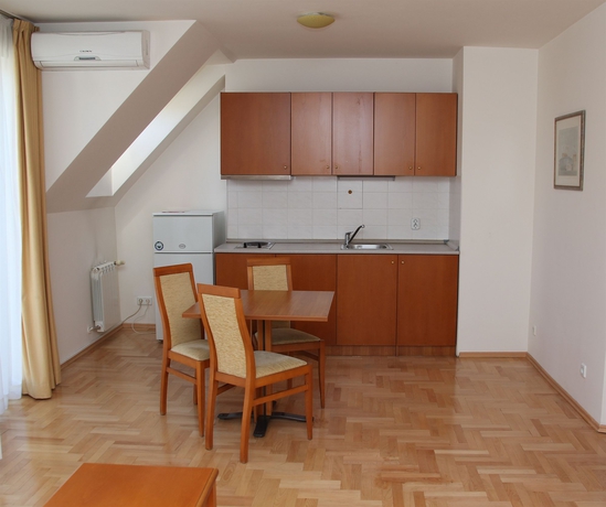 Hotel Dunav Apartment House