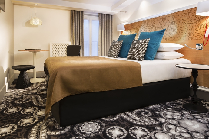 Hotel ELYSEES 8