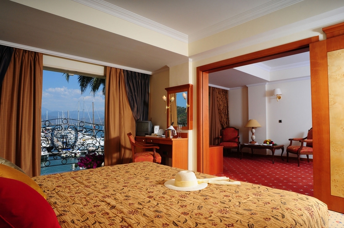 Hotel Ece Saray Marina Resort