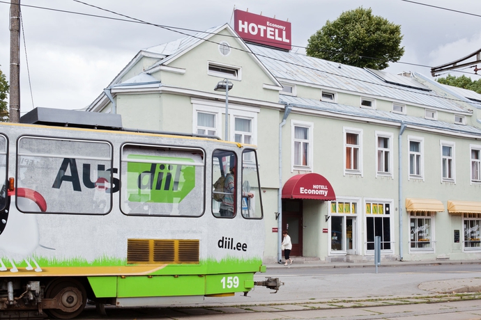 Hotel Economy