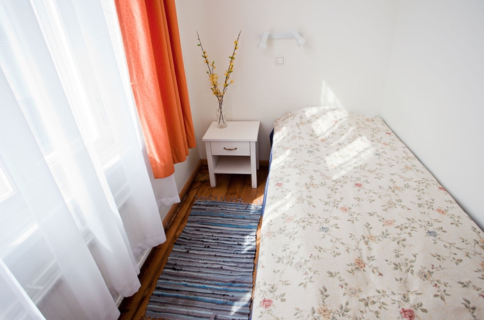 Hotel Economy