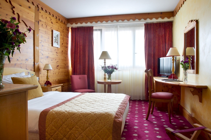 Hotel Edelweiss Manotel