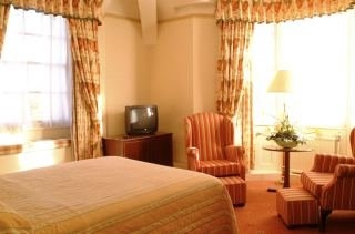 Hotel Eden Arms