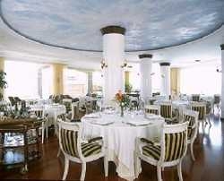 Hotel El Nautico Suites