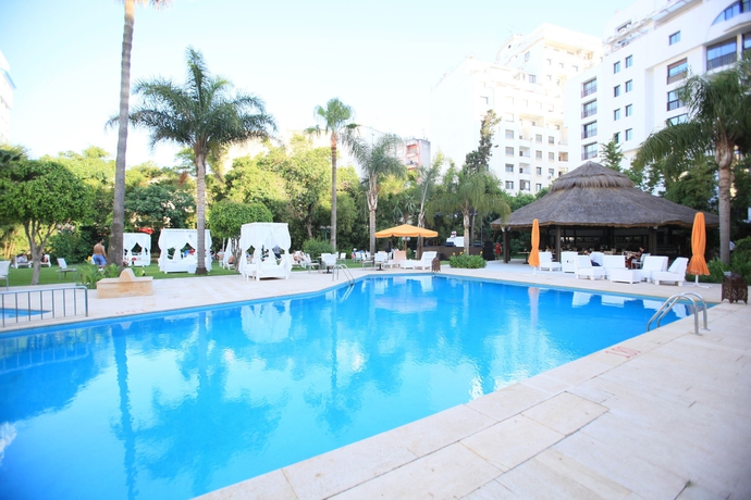 Hotel El Oumnia Puerto