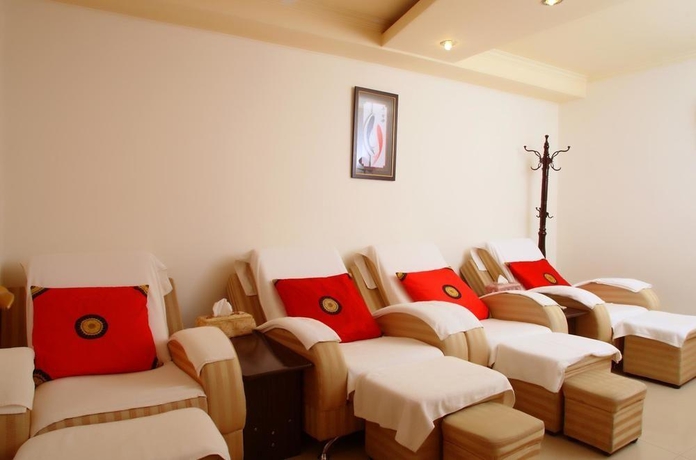 Hotel Embassy Suite