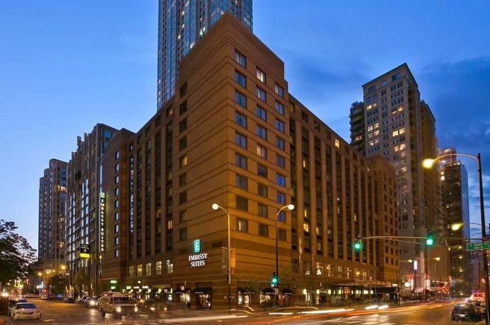 Hotel Embassy Suites Downtown