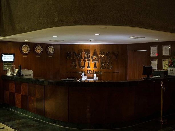 Hotel Embassy Suites