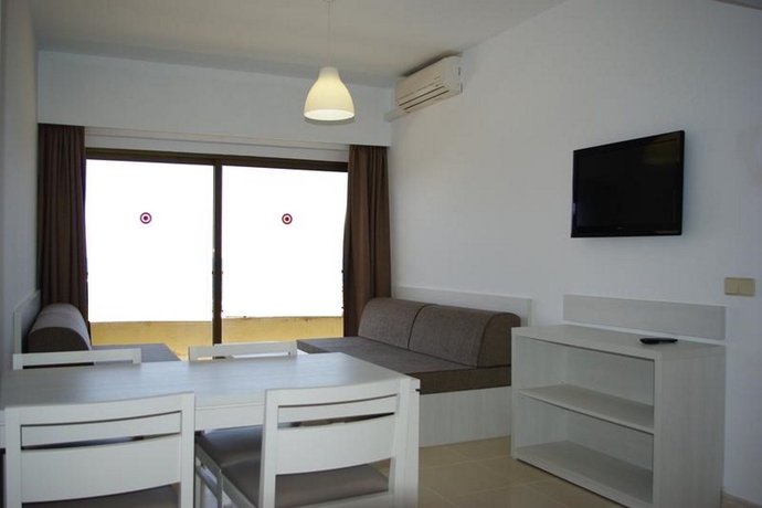 Hotel Embat
