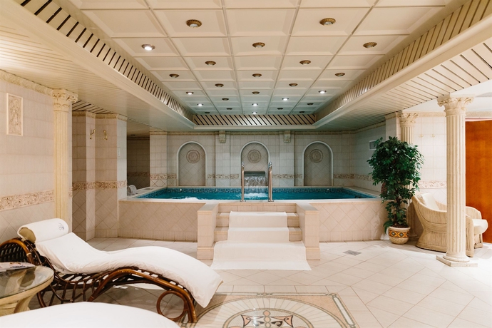 Hotel Emerald