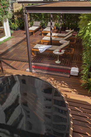Hotel Emiliano