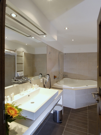 Hotel Euroagentur Manes