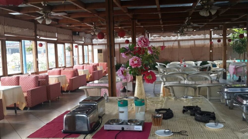 Hotel Eva Inn 