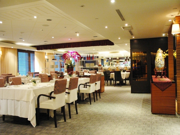 Hotel Evergreen Laurel