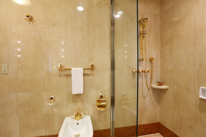 Hotel Evergreen Laurel