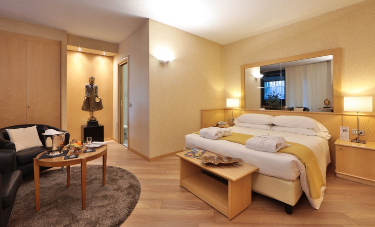 Hotel Executive 