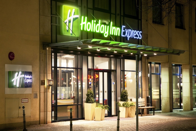Hotel Express By Holiday Inn Berlin