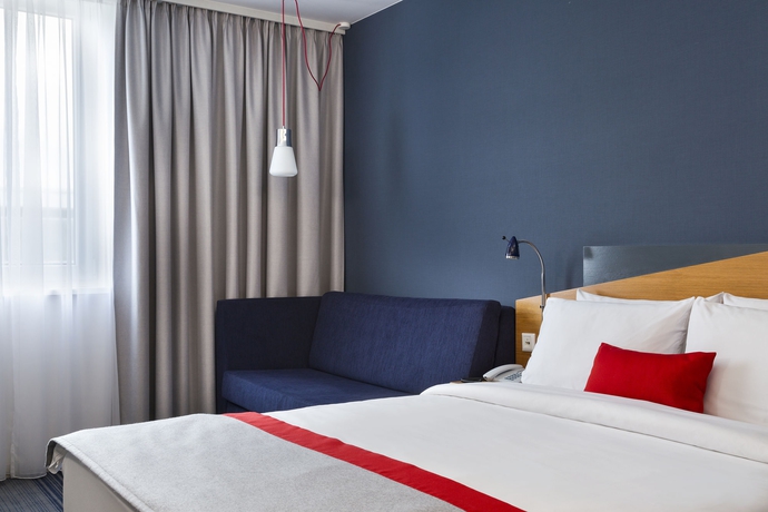 Hotel Express By Holiday Inn Cologne Troisdorf
