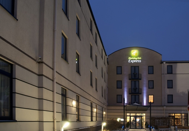 Hotel Express By Holiday Inn Dortmund