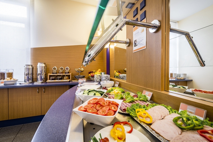 Hotel Express By Holiday Inn Dortmund