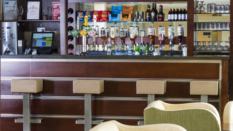Hotel Express By Holiday Inn Dunfermline