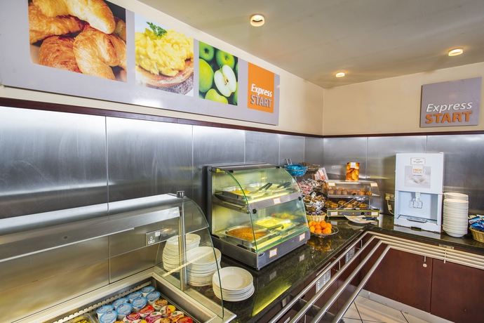 Hotel Express By Holiday Inn Dunfermline