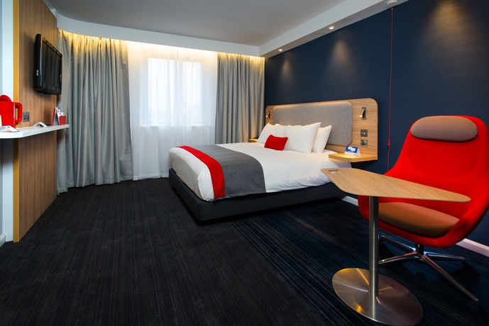 Hotel Express By Holiday Inn Edinburgh Waterfront