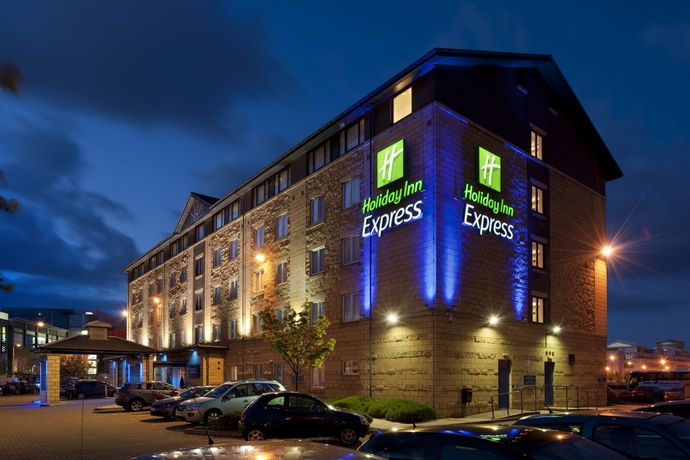 Hotel Express By Holiday Inn Edinburgh Waterfront