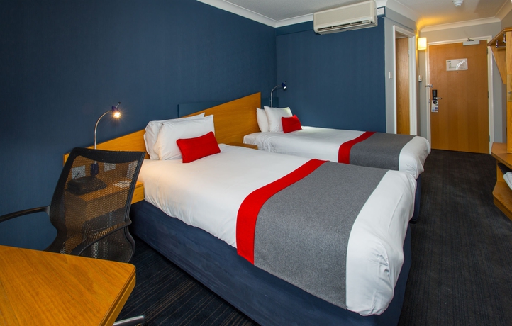 Hotel Express By Holiday Inn Exeter