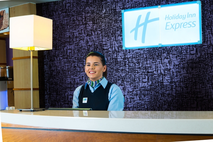Hotel Express By Holiday Inn Glasgow City Riverside