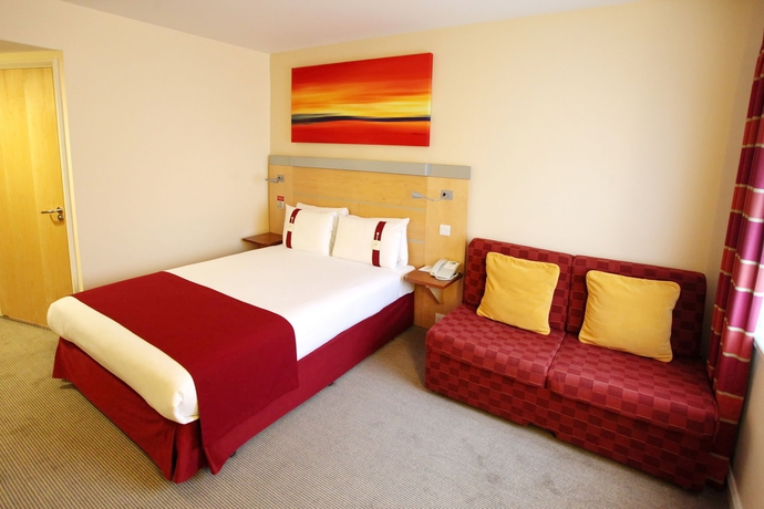 Hotel Express By Holiday Inn Redditch