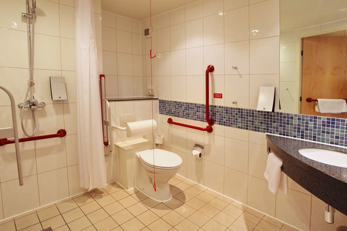 Hotel Express By Holiday Inn Redditch