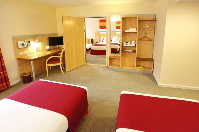 Hotel Express By Holiday Inn Redditch