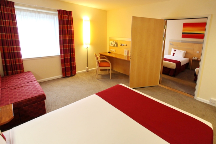 Hotel Express By Holiday Inn Redditch