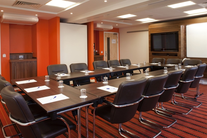 Hotel Express By Holiday Inn Slough