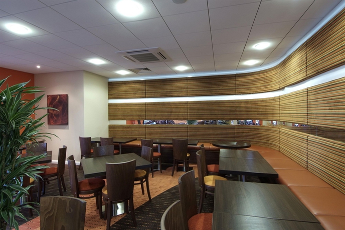 Hotel Express By Holiday Inn Slough