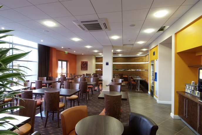 Hotel Express By Holiday Inn Slough