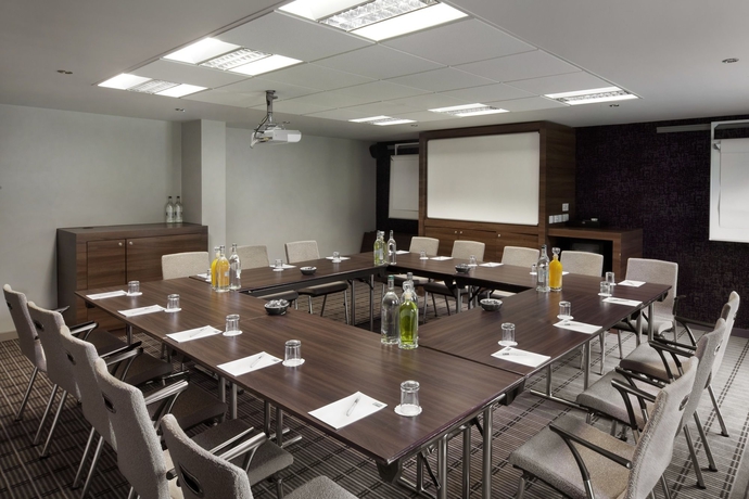 Hotel Express By Holiday Inn Stirling