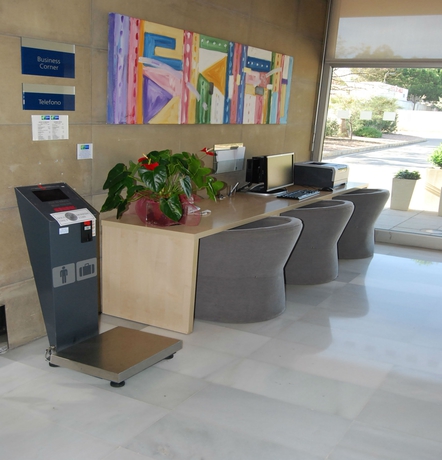 Hotel Express By Holiday Inn Valencia Bonaire