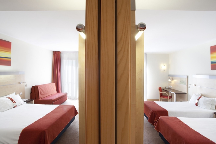 Hotel Express By Holiday Inn Valencia Bonaire