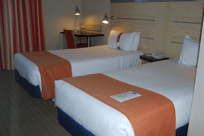 Hotel Express By Holiday Inn Valencia Bonaire