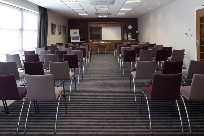 Hotel Express By Holiday Inn Walsall