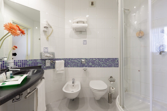 Hotel Express Holiday Inn Bologna Fiera