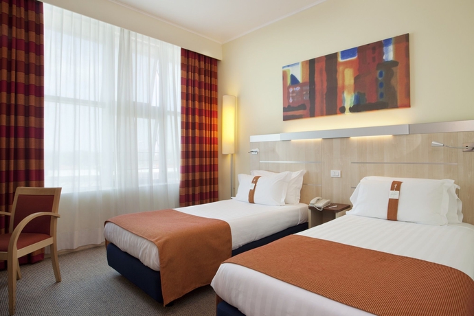 Hotel Express Holiday Inn Bologna Fiera