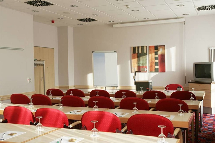 Hotel Express Holiday Inn Munich Messe