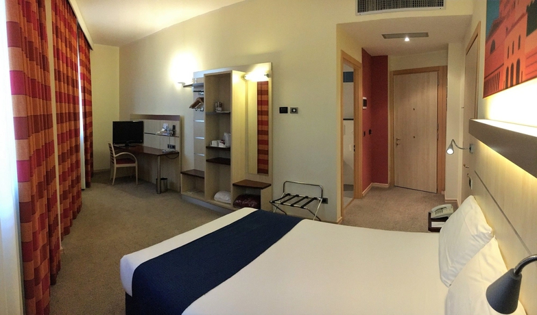 Hotel Express Holiday Inn Parma