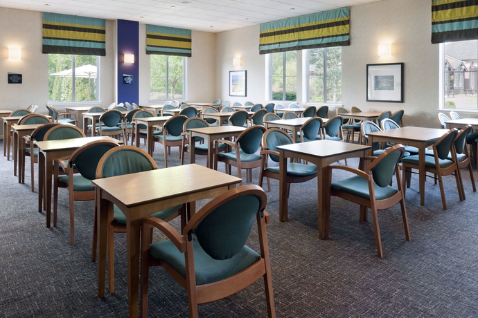 Hotel Express Holiday Inn Strathclyde Park M74, Jct.5
