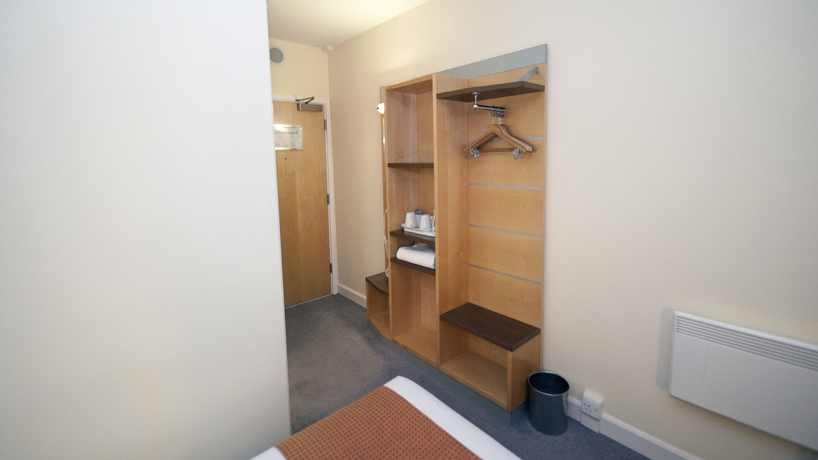 Hotel Express by Holiday Inn Liverpool John Lennon
